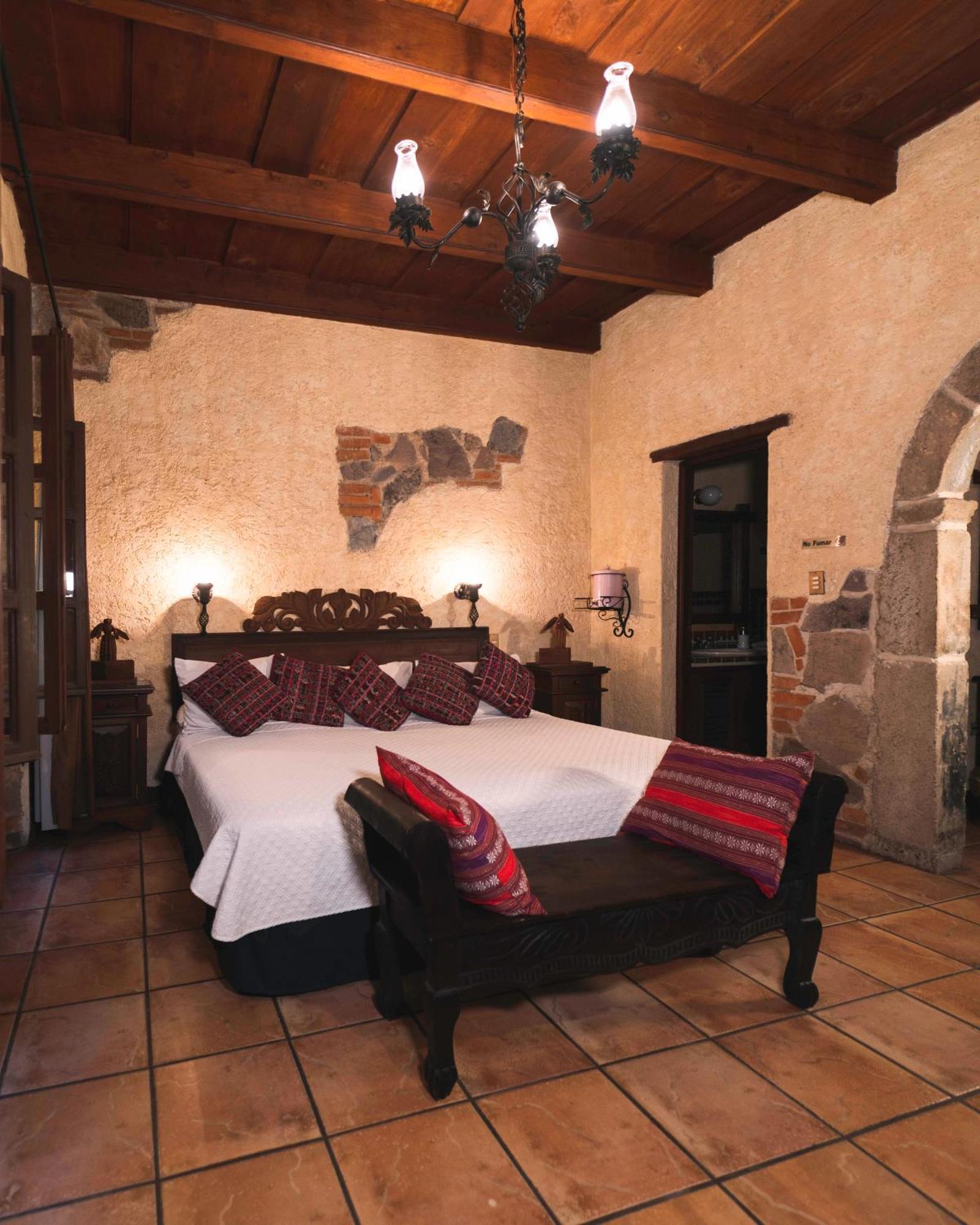 Hotel Real Plaza Antigua Exterior photo